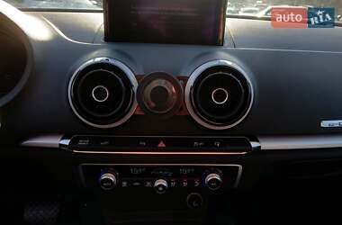 Хэтчбек Audi A3 2016 в Виннице