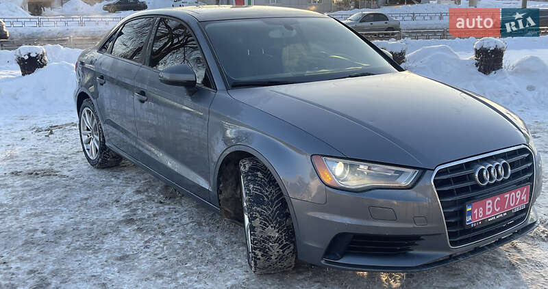 Седан Audi A3 2015 в Полтаве