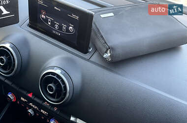 Седан Audi A3 2015 в Чернигове