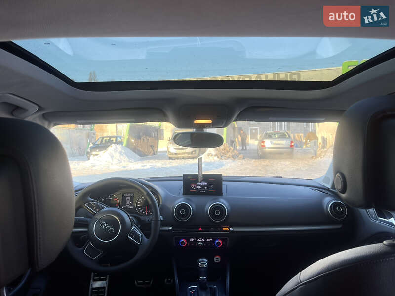 Седан Audi A3 2015 в Полтаве