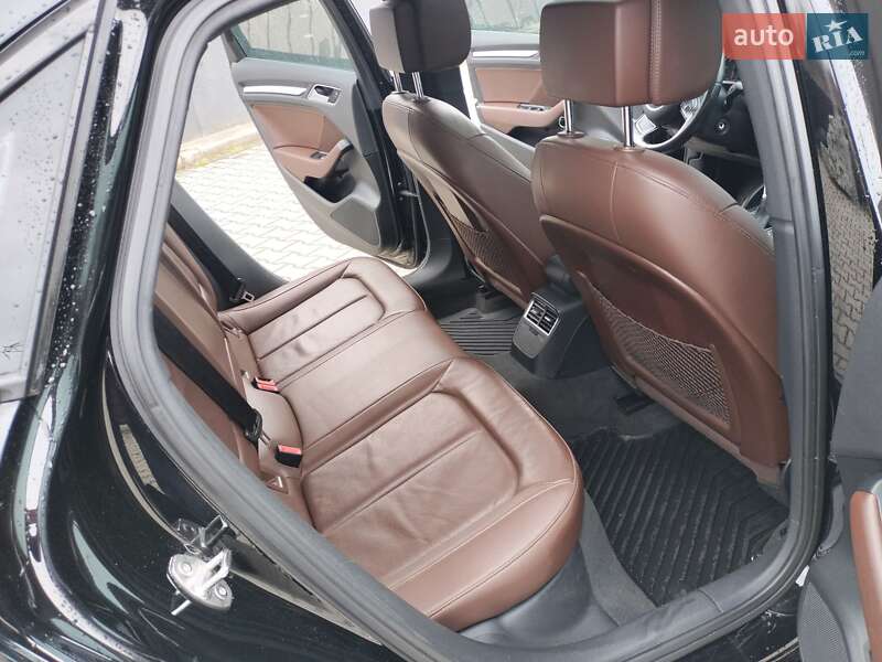 Седан Audi A3 2016 в Львове