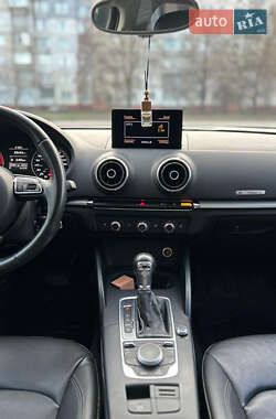 Седан Audi A3 2014 в Хмельницком