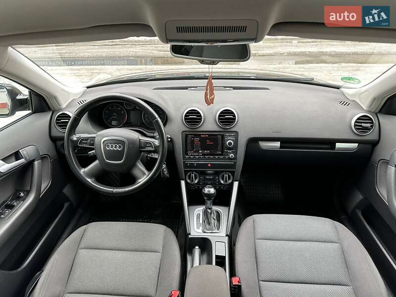 Хетчбек Audi A3 2011 в Києві фото 16 Хетчбек Audi A3 2011 в Києві