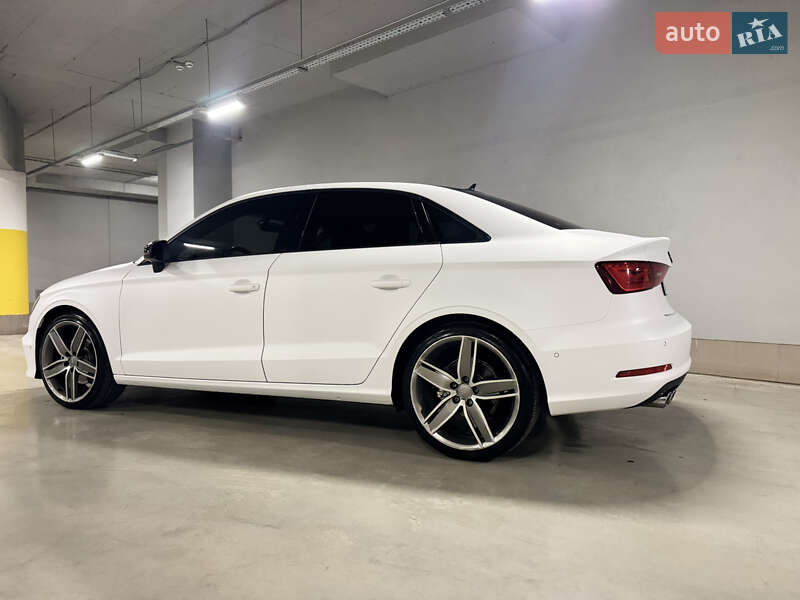 Седан Audi A3 2014 в Одесі