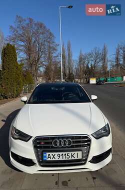 Седан Audi A3 2015 в Киеве