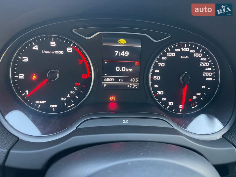 Седан Audi A3 2018 в Гнівані