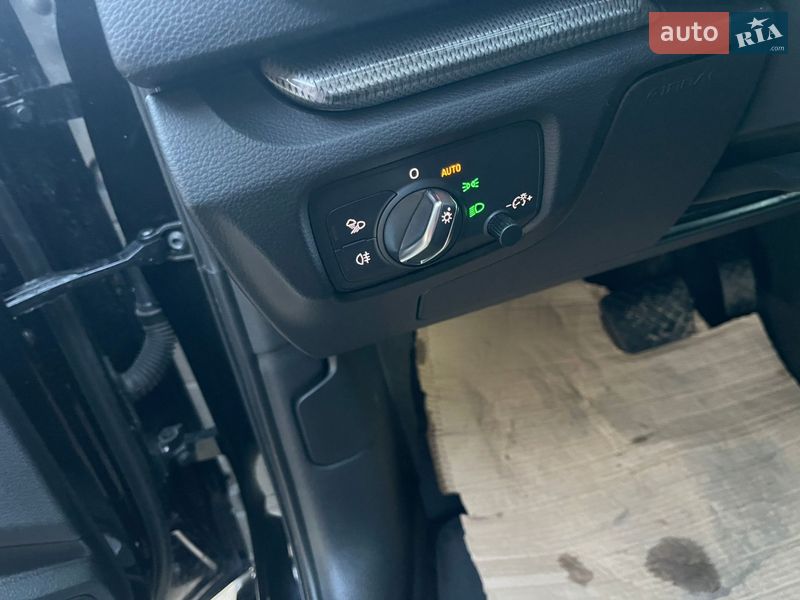 Седан Audi A3 2018 в Гнівані