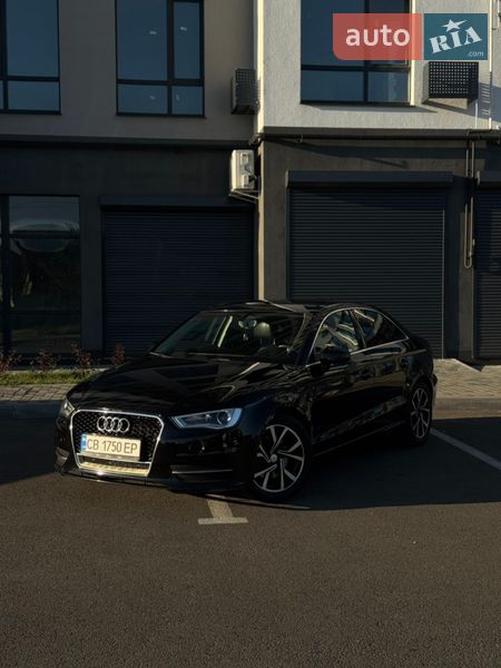 Седан Audi A3 2014 в Чернигове