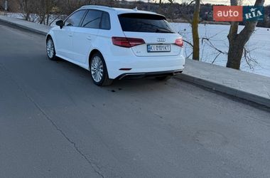 Хэтчбек Audi A3 2016 в Василькове