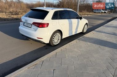 Хэтчбек Audi A3 2016 в Василькове