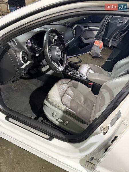 Хетчбек Audi A3 2016 в Василькові