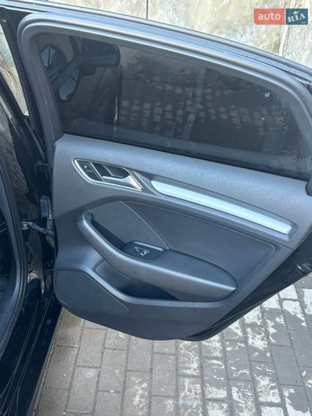 Седан Audi A3 2015 в Черновцах