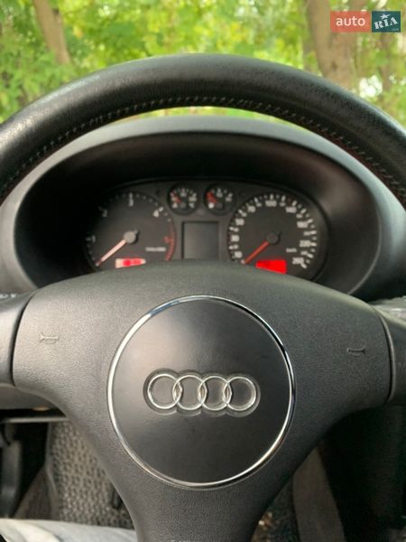 Хэтчбек Audi A3 2000 в Виннице