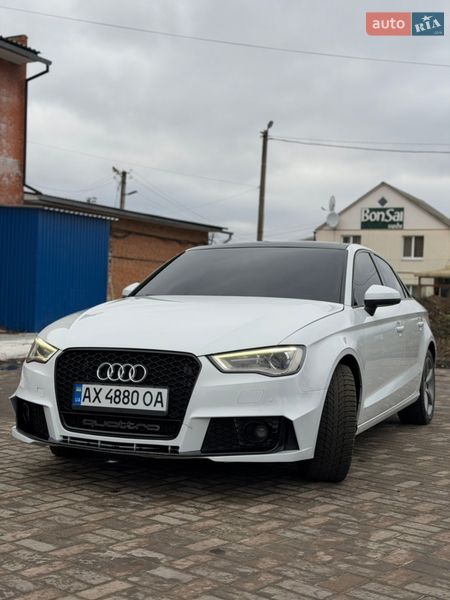 Седан Audi A3 2014 в Валках