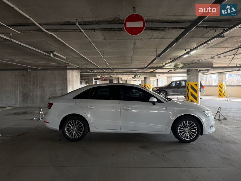 Седан Audi A3 2016 в Києві фото 5 Седан Audi A3 2016 в Києві