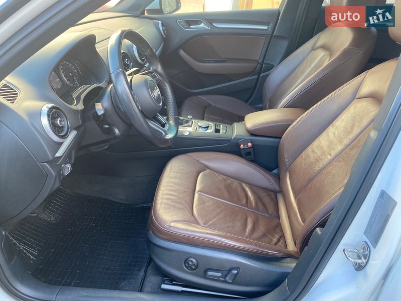 Хэтчбек Audi A3 2017 в Ровно