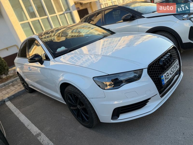 Седан Audi A3 2014 в Вінниці
