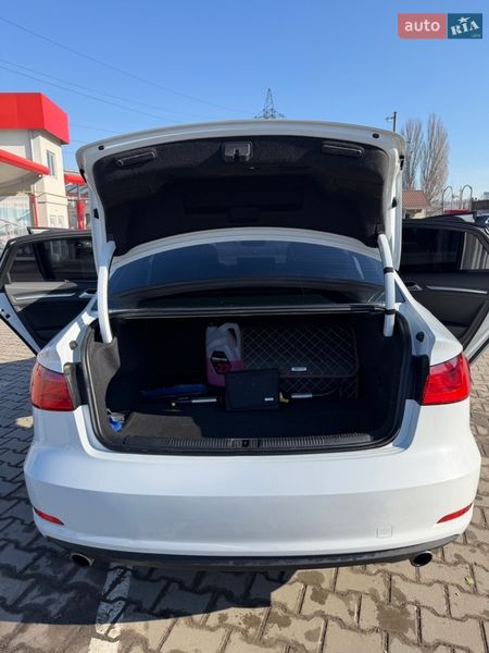 Седан Audi A3 2014 в Вінниці