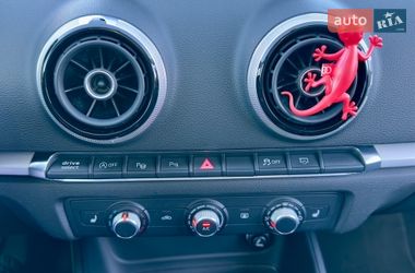 Хэтчбек Audi A3 2015 в Киеве