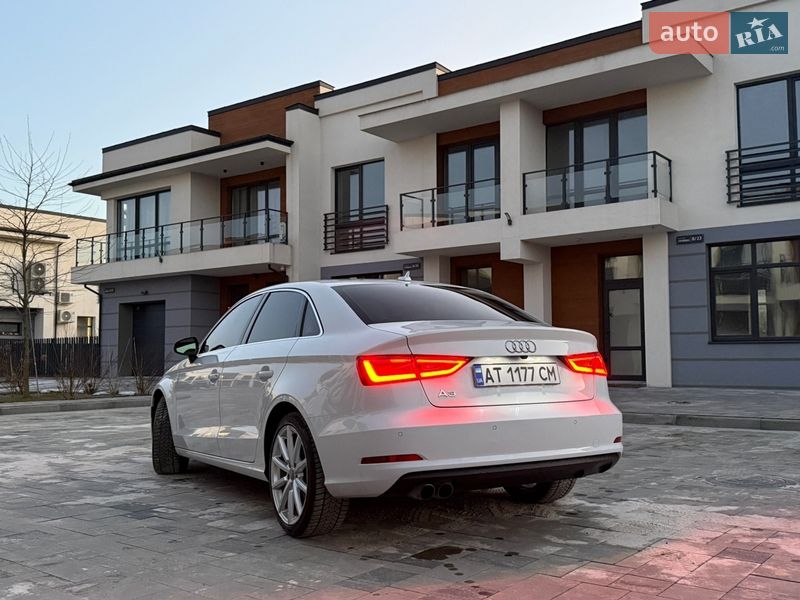 Седан Audi A3 2014 в Ивано-Франковске