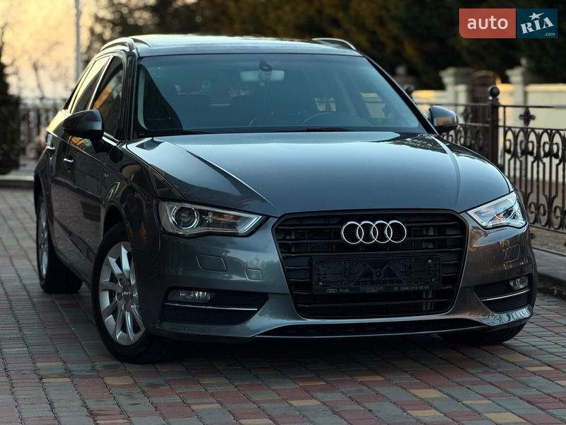 Хетчбек Audi A3 2016 в Одесі