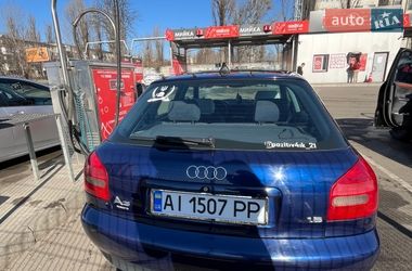 Хэтчбек Audi A3 2000 в Киеве