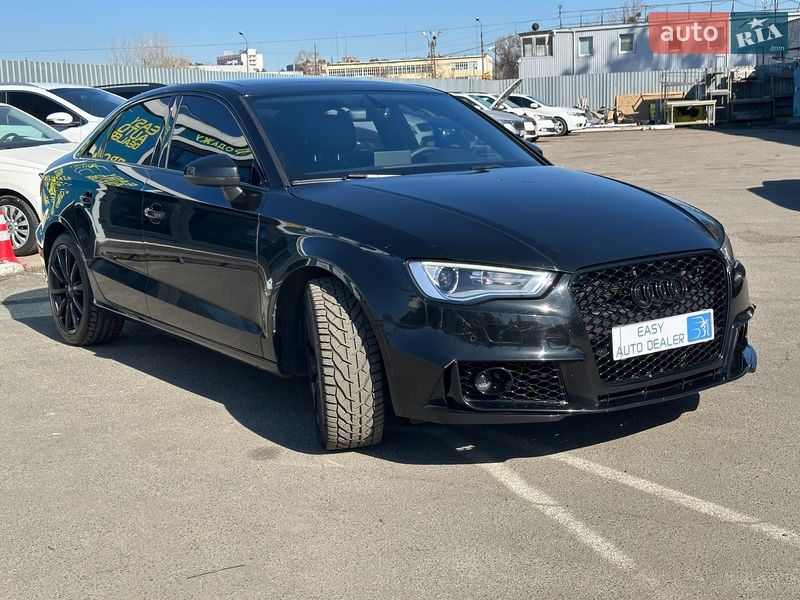 Седан Audi A3 2015 в Киеве