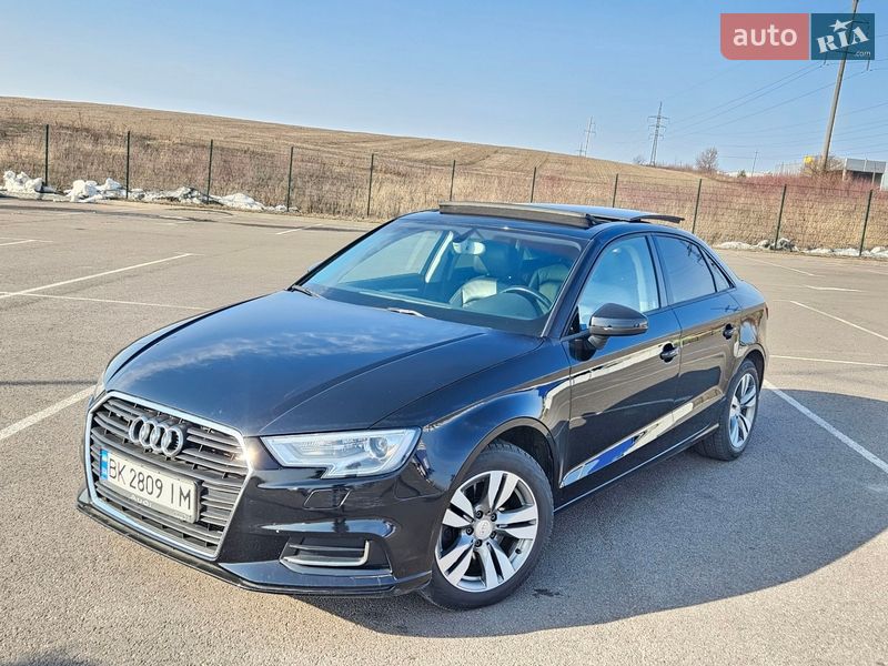 Седан Audi A3 2014 в Ровно