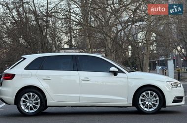 Хэтчбек Audi A3 2014 в Одессе