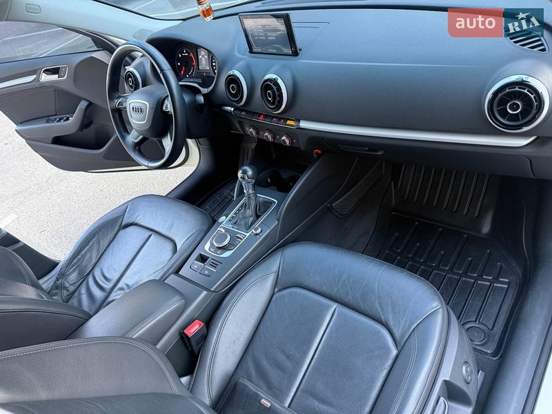 Хэтчбек Audi A3 2014 в Одессе