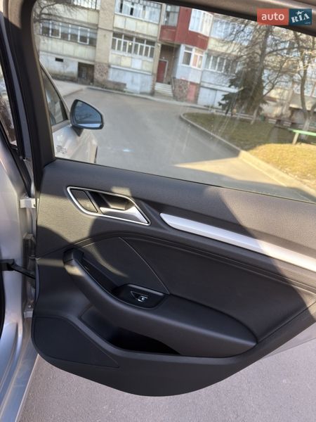 Седан Audi A3 2017 в Коломые