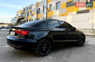 Седан Audi A3 2014 в Киеве