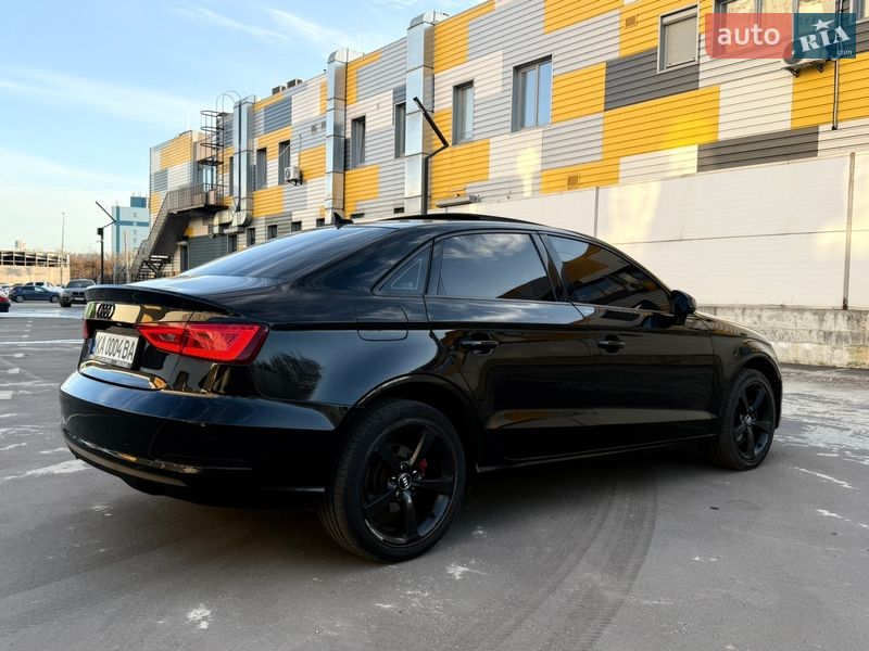 Седан Audi A3 2014 в Киеве