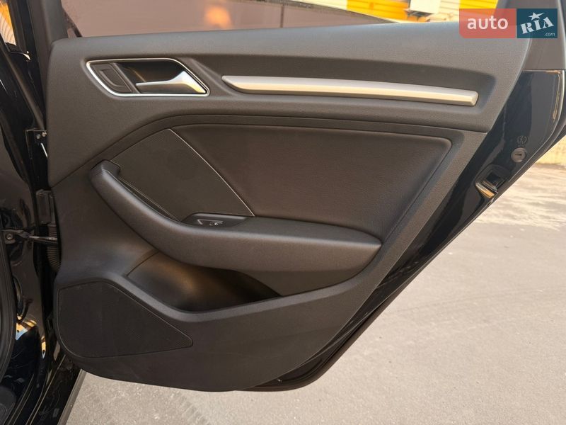 Седан Audi A3 2014 в Киеве