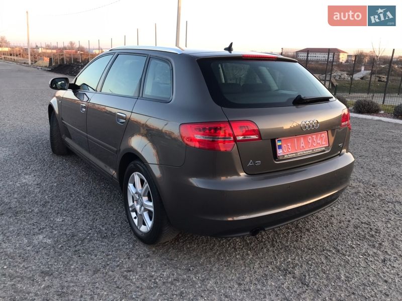 Хетчбек Audi A3 2013 в Чернівцях