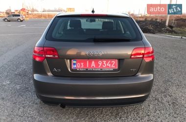 Хетчбек Audi A3 2013 в Чернівцях