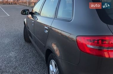 Хетчбек Audi A3 2013 в Чернівцях