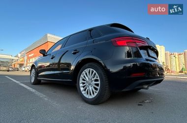 Хэтчбек Audi A3 2018 в Броварах