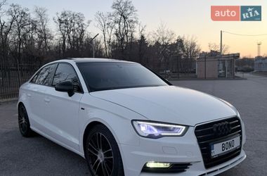 Седан Audi A3 2015 в Днепре