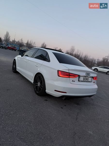 Седан Audi A3 2015 в Днепре