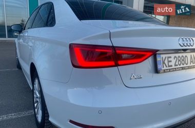 Седан Audi A3 2016 в Дніпрі