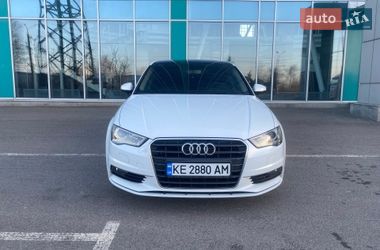 Седан Audi A3 2016 в Дніпрі