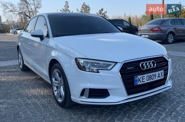 Седан Audi A3 2018 в Днепре