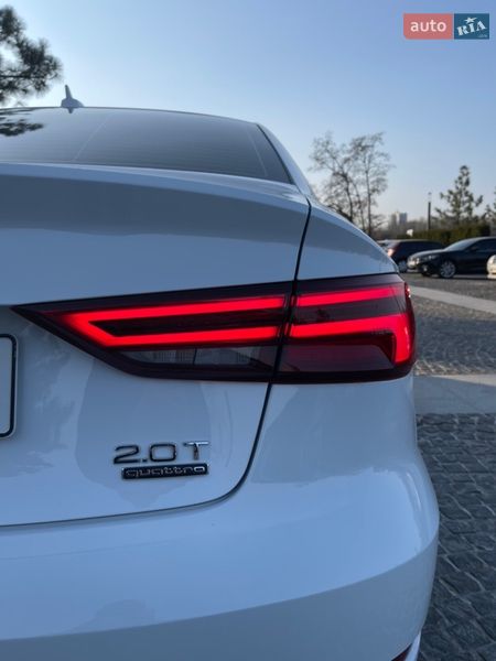 Седан Audi A3 2018 в Днепре