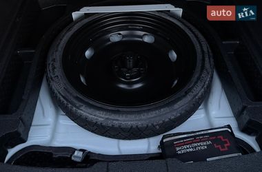 Седан Audi A3 2017 в Луцке