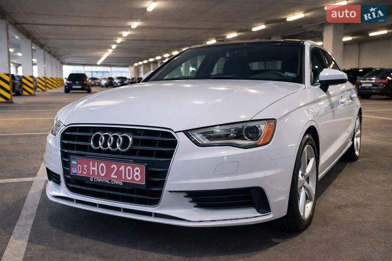 Седан Audi A3 2014 в Дубровице