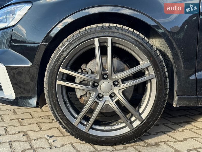 Седан Audi A3 2015 в Львове