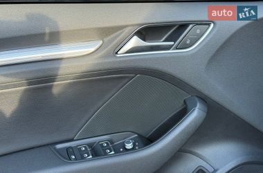 Седан Audi A3 2015 в Львове