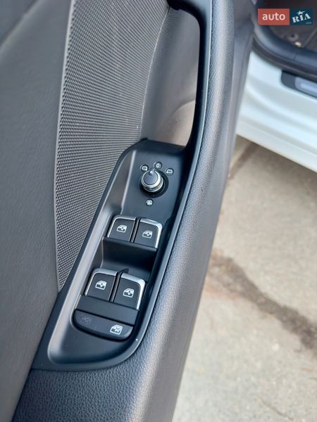 Хетчбек Audi A3 2016 в Києві фото 30 Хетчбек Audi A3 2016 в Києві