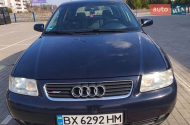 Хэтчбек Audi A3 2001 в Славуте